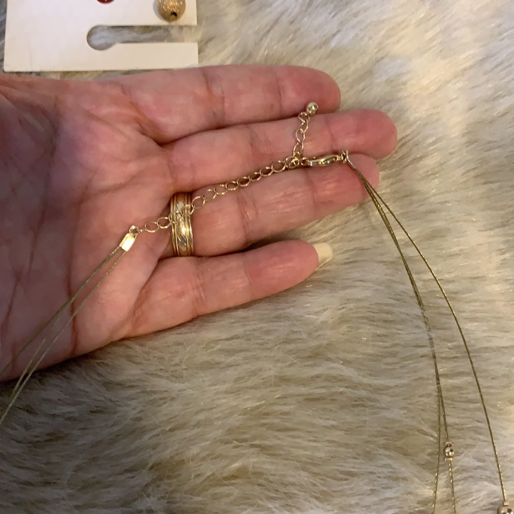 EUC necklace and earring set - Picture 4 of 4